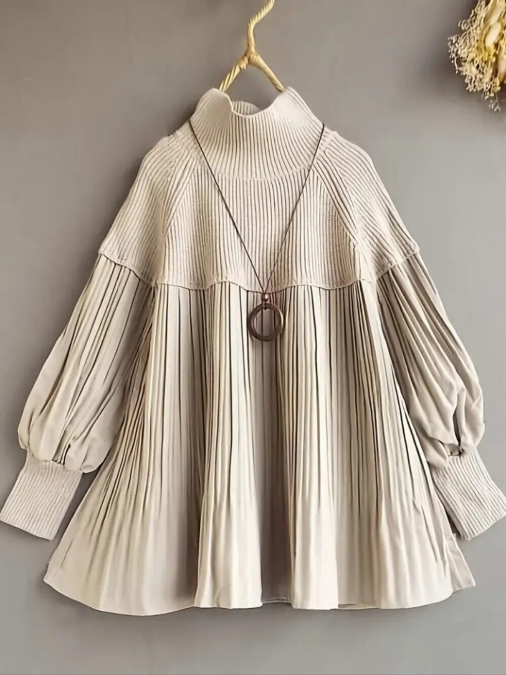 High-neck Patchwork Women's Sweater, Vintage-style Pleated Design, Elegant Loose